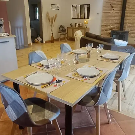 בית נופש Le Moulin De Christine *